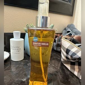 “Vintage” B&BW Signature Vanillas - Coconut Fragrance Mist; DISCONTINUED